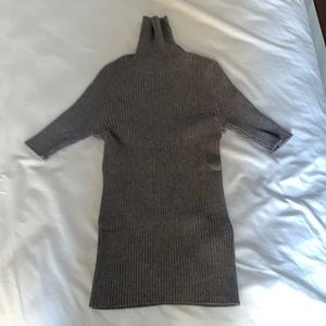 Madewell short sleeve turtleneck in gray